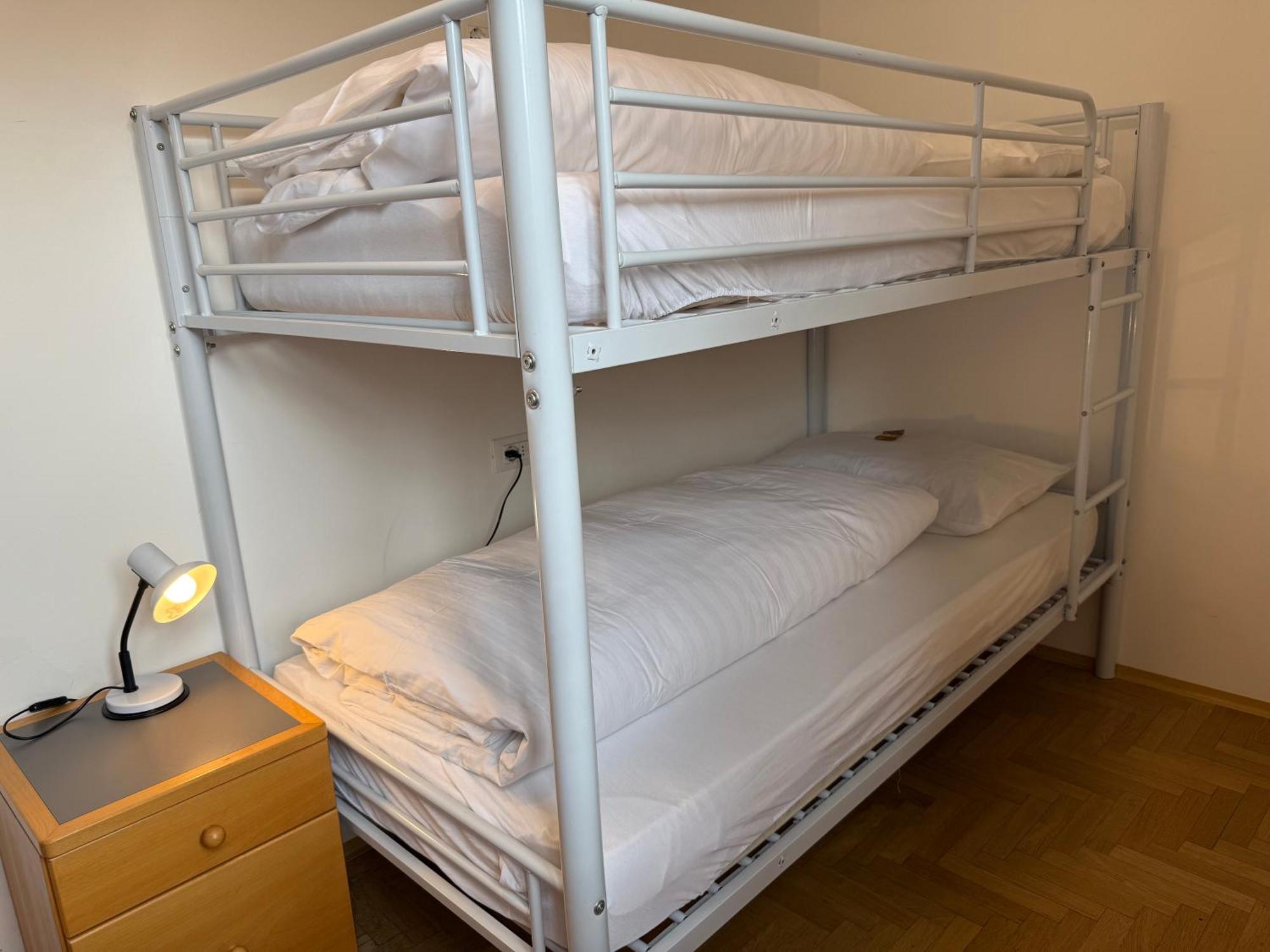 Gasthof Goldenes Lamm Vahrn Ruang foto