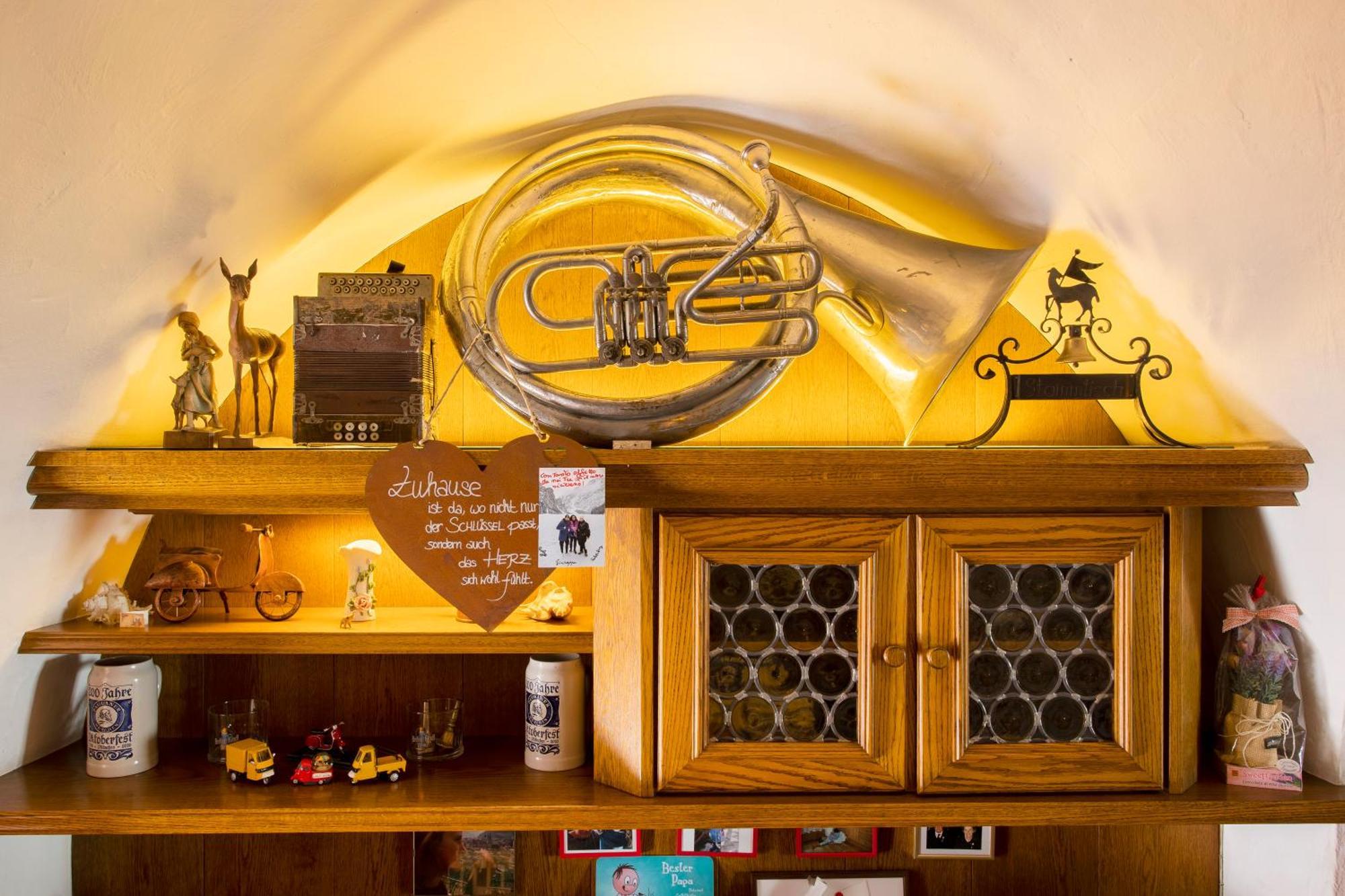 Gasthof Goldenes Lamm Vahrn Bagian luar foto